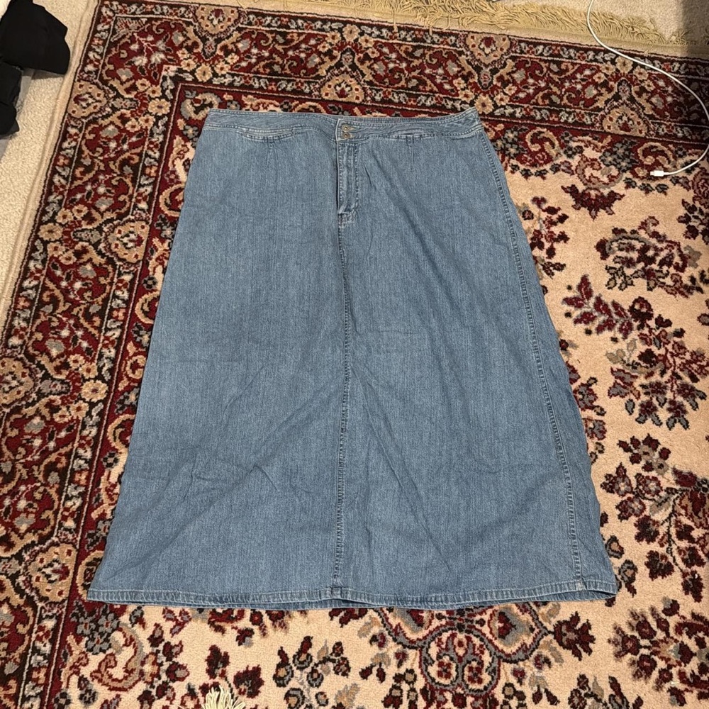 Liz Claiborne Denim A-Line Skirt in Blue